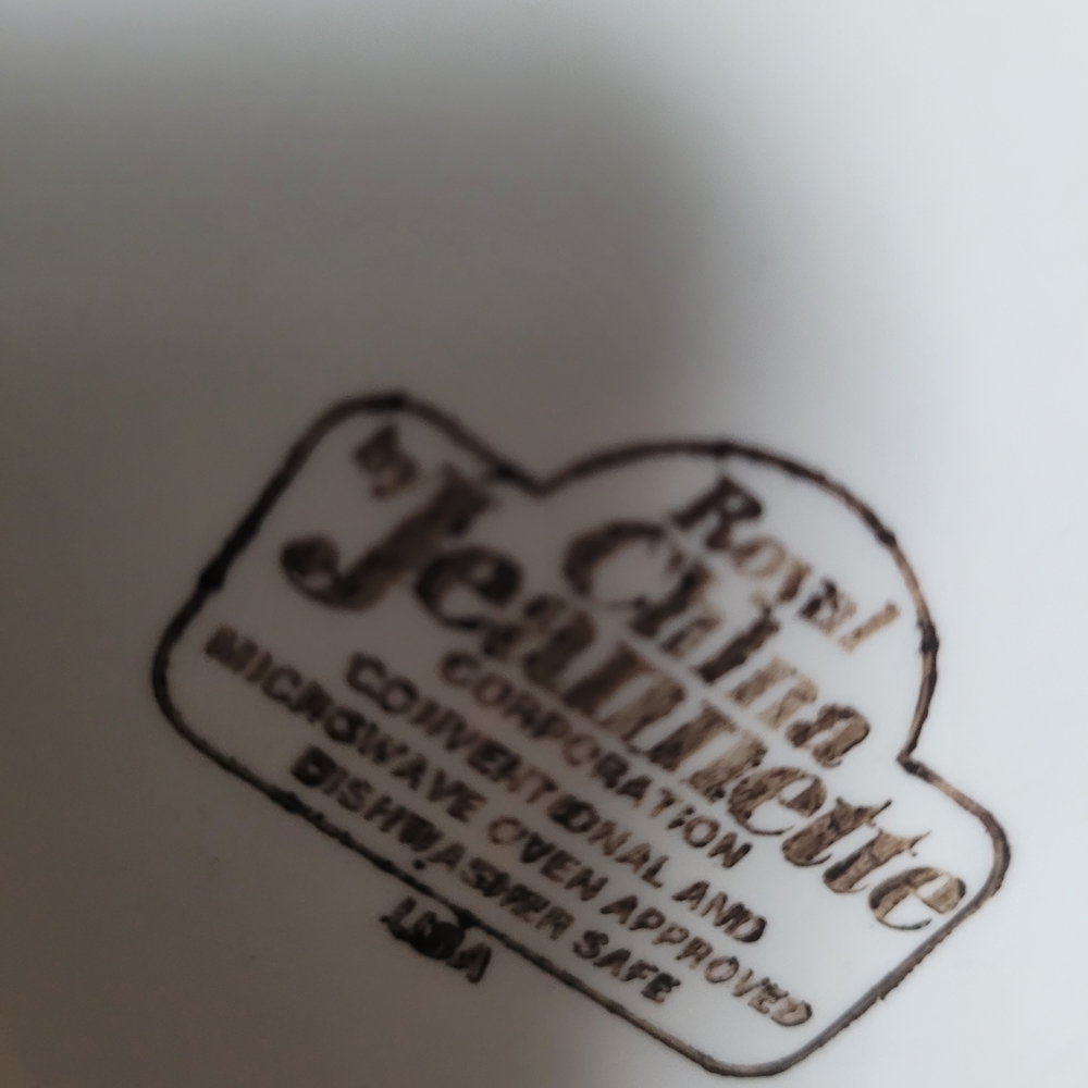 Apple Pie Ceramic Baking Dish - Picture 3 of 5